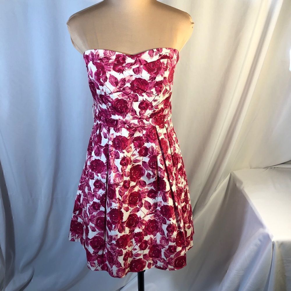 Twenty-One women’s size Medium strapless dress